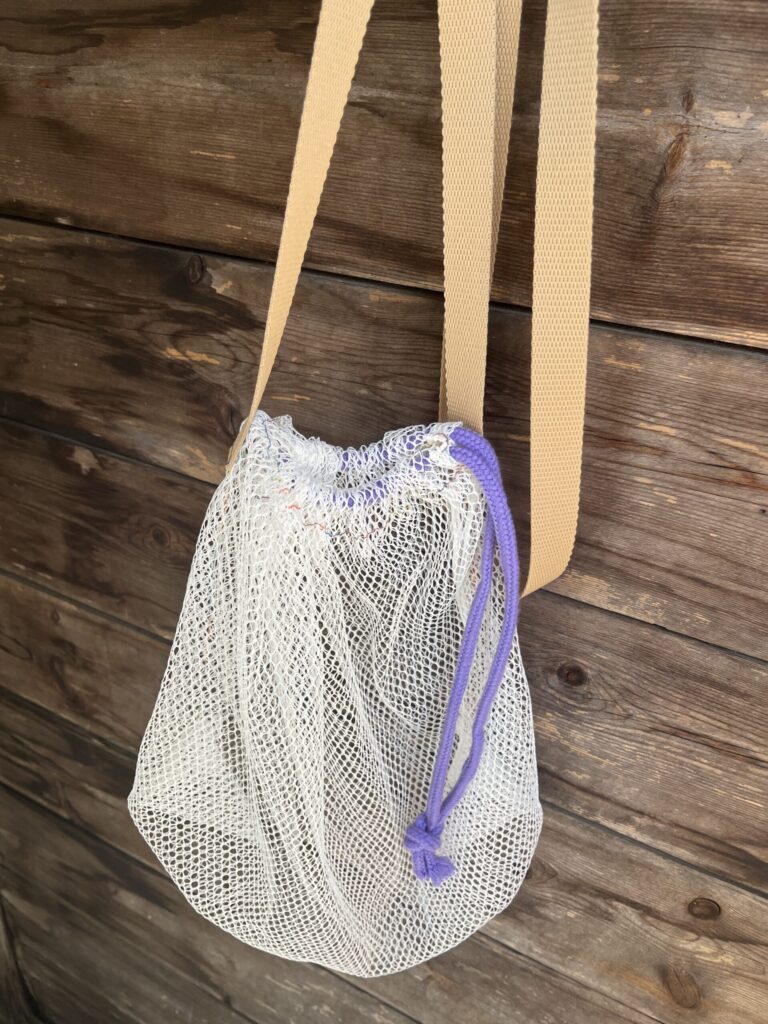 メッシュバック(ホワイト)